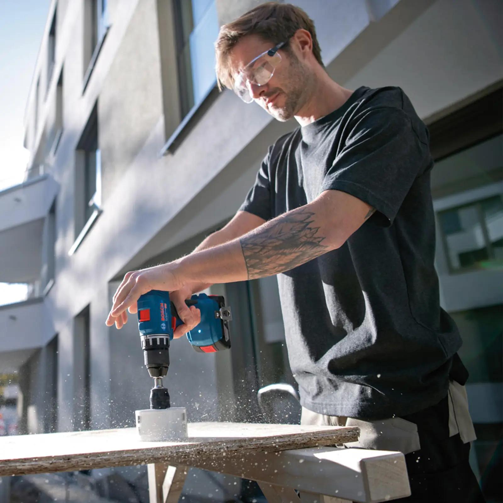 Bosch Professional vastupidav 18V akupuur-keeraja tööriist – pakend ja tarvikud