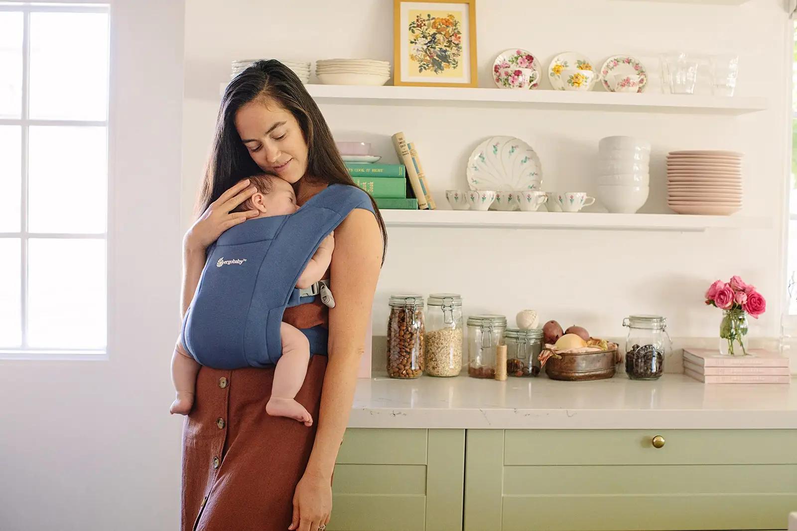 Ergobaby pehme kantetasku beebile — mugav ja ergonoomiline – pakend ja tarvikud