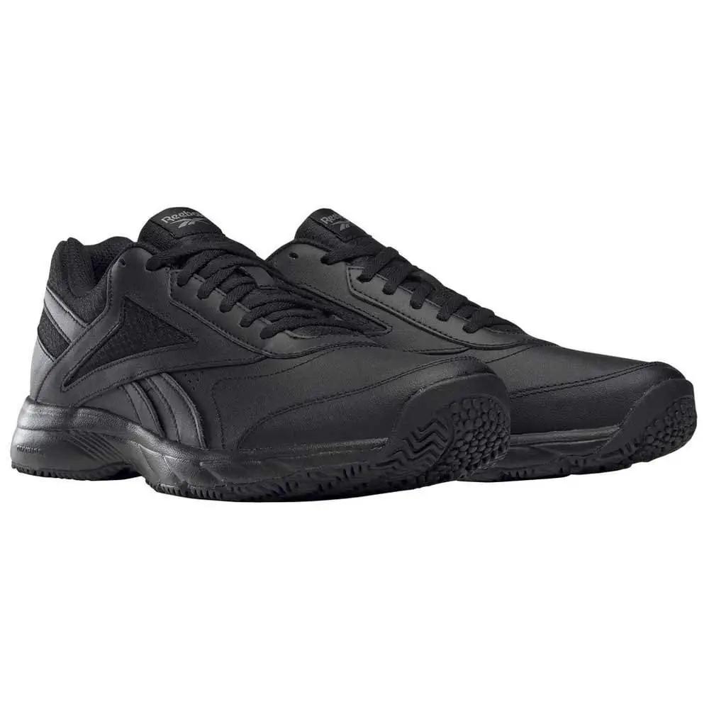 Reebok nahast treeningjalatsid — mugavus ja vastupidavus – kasutusnäide