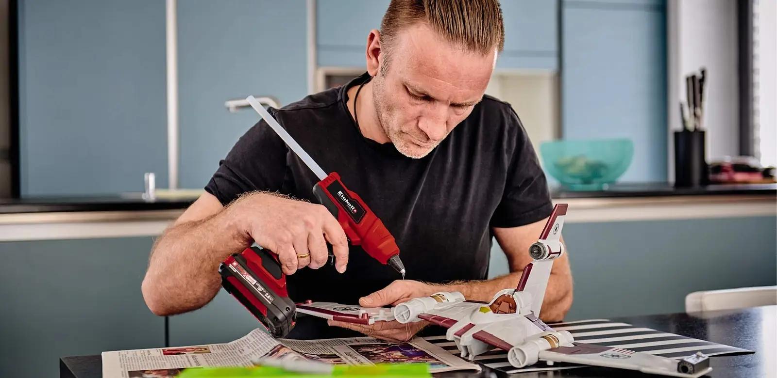 Einhell aku kuumliimipüstol TE-CG 18 Li – kiire ja mobiilne – lisavaade