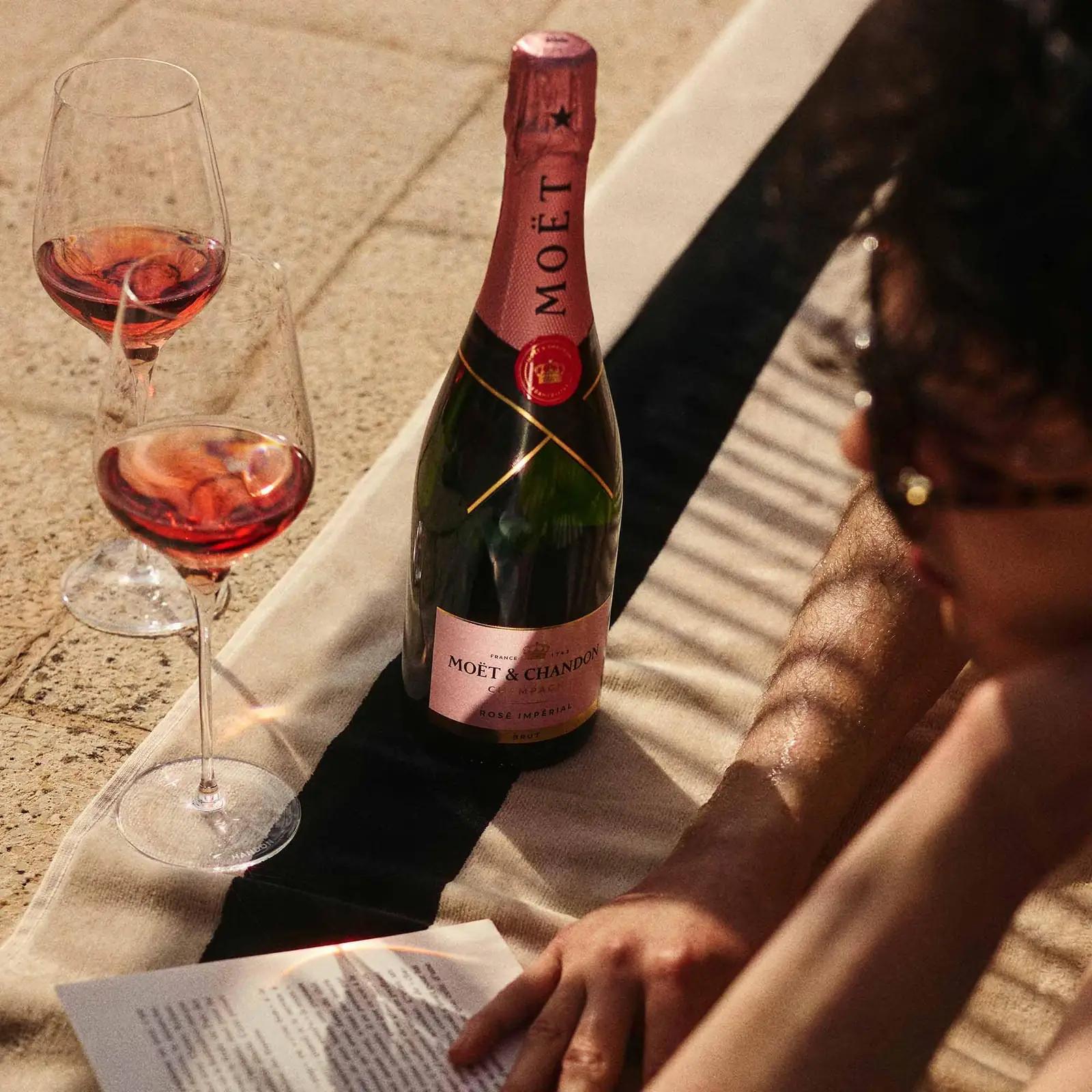 Moët & Chandon roosa šampanja kingituseks — elegantne 0,75 l – lisavaade