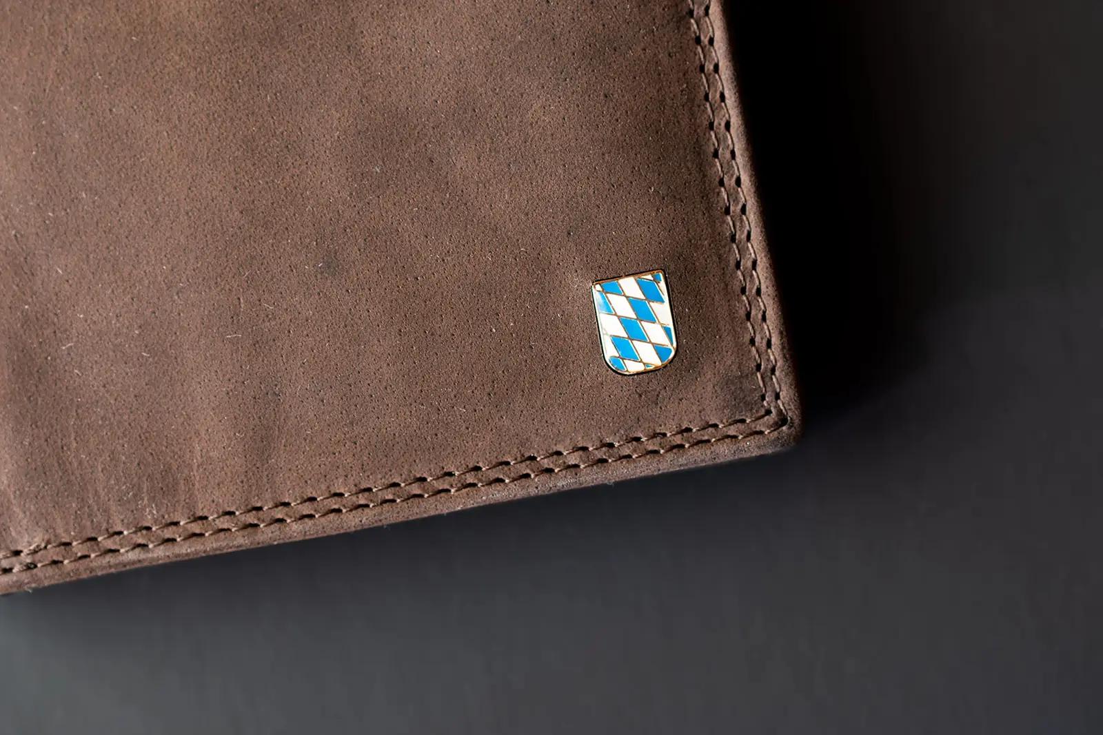 hodalump nahast rahakott RFID-kaitsega — stiilne kingiidee – lisavaade