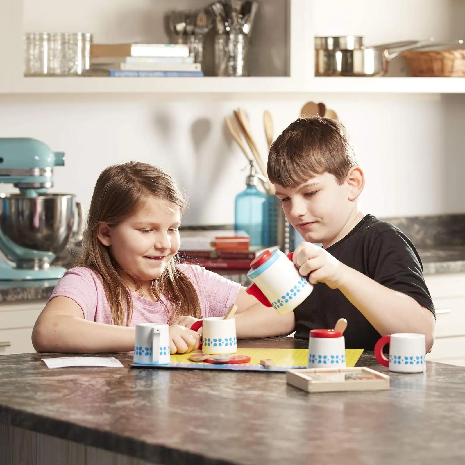 Melissa & Doug puidust teeserviis lastele – kingiideeks kvaliteet – lisavaade