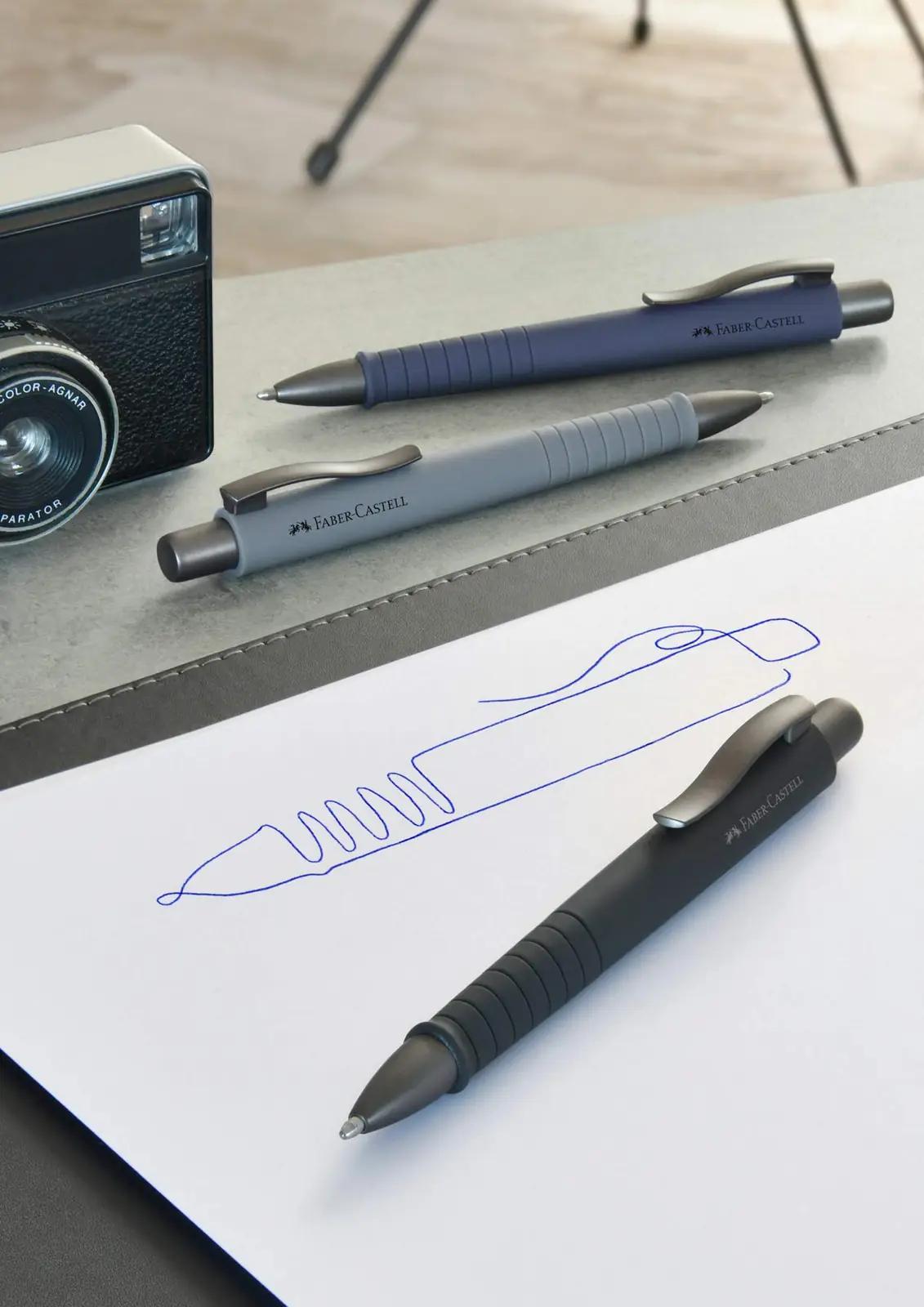 Faber-Castell kirjutuspulk ergonoomilise kolmnurkse käega – lisavaade