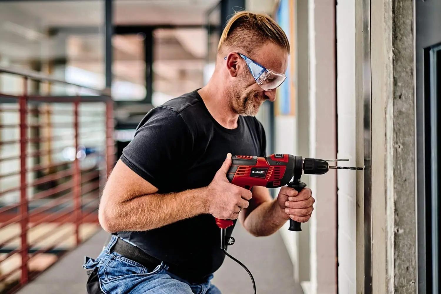 Einhell vastupidav löökpuur metalli ja betooni jaoks – pakend ja tarvikud