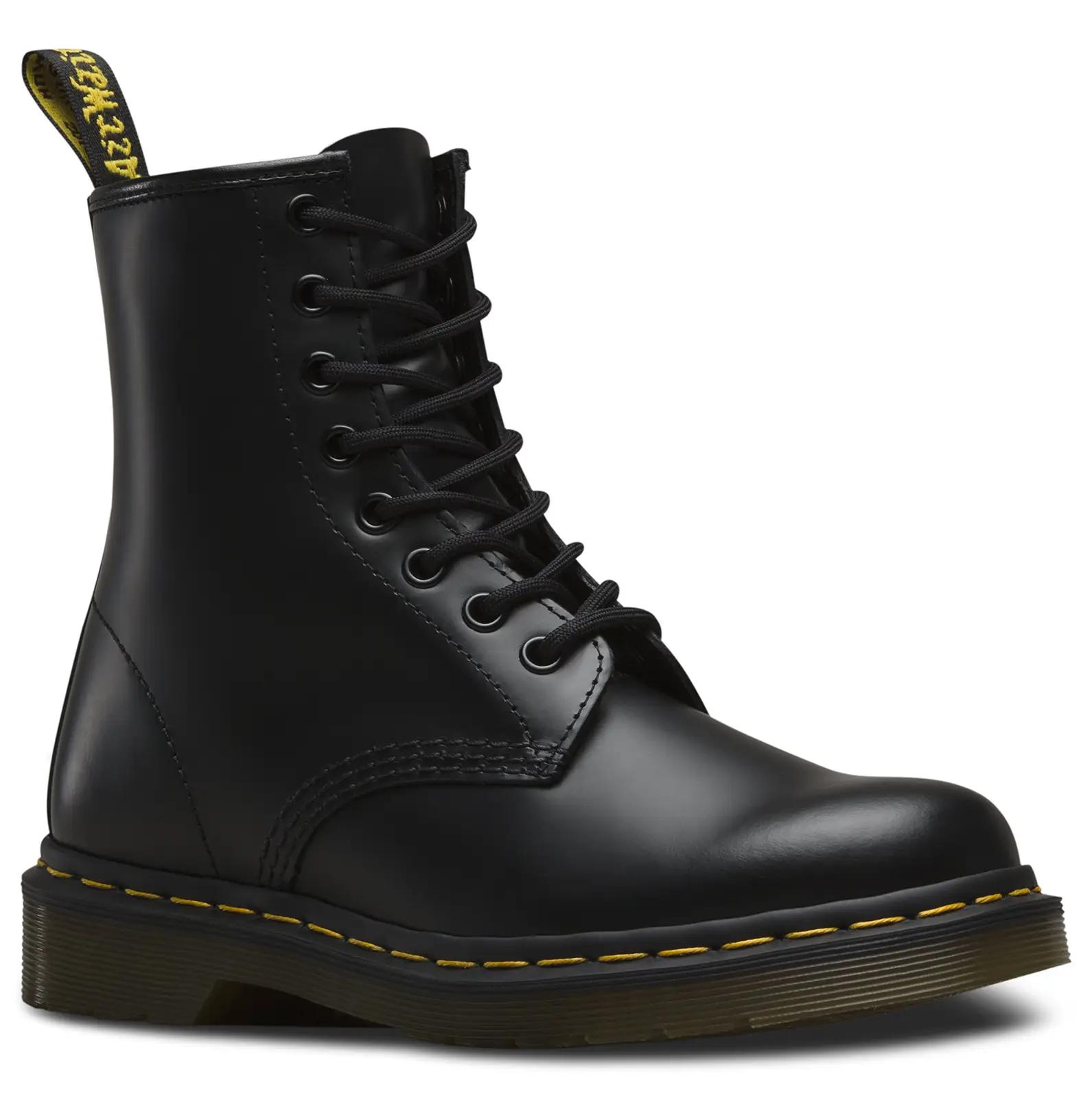 Dr. Martens nahast saapad — vastupidav ja stiilne kingitus