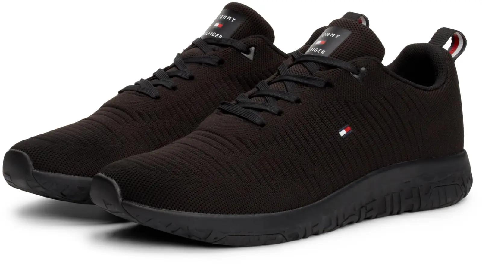 Tommy Hilfiger kerge tekstiilrunniga spordijalats kui kingiidee – kasutusnäide