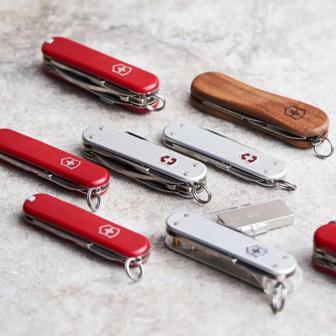 Victorinox 0.6385 noad ja tööriistad – detailne lähivaade