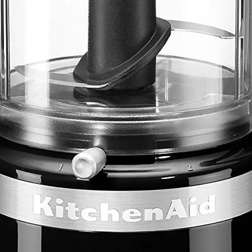 KitchenAid kompaktne hakkija — ideaalne kastmete ja lisandite – kasutusnäide