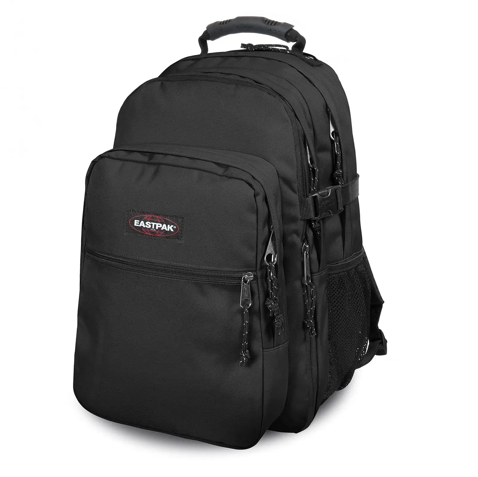 EASTPAK stiilne nailonseljakott 39 L – vastupidav ja mugav – kasutusnäide