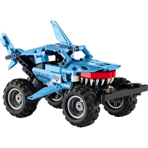 LEGO Technic Megalodon – haikujuline 2in1 monsterauto lastele – kasutusnäide