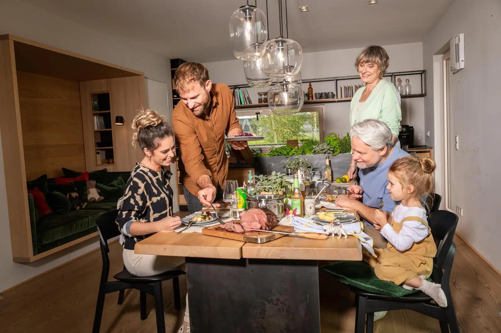 RÖSLE roostevabast ProCeraPlus praepann 24 cm — vastupidav ja – kasutusnäide