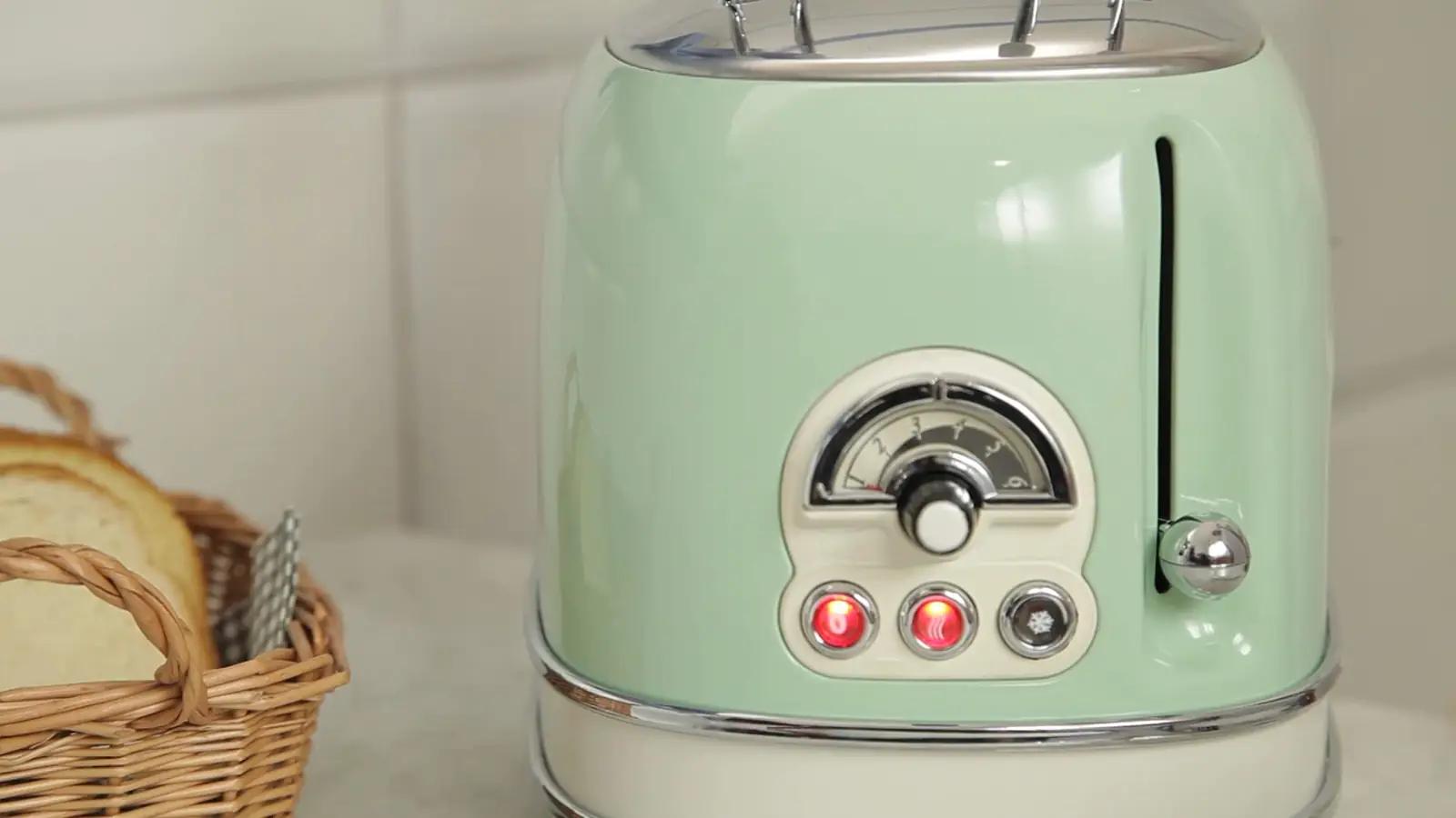 Ariete retro rohelise korpusega röster — roostevaba ja stiilne – pilt 9