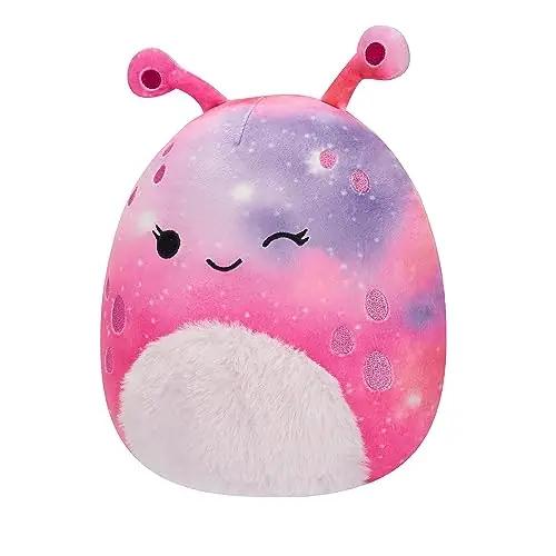 Squishmallows pehme Loraly der Alien 19 cm – kaisukas kingituseks – kasutusnäide