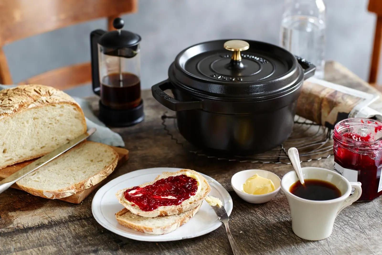 STAUB malmist cocotte 20 cm — vastupidav pann-keedunõu – kasutusnäide