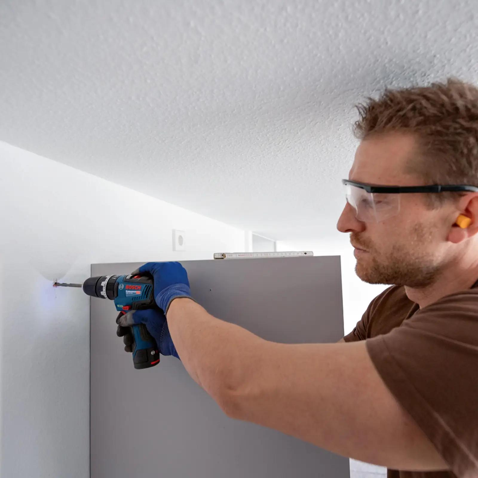 Bosch Professional tugev 12V löök-kruvikeeraja komplekt tööks – kasutusnäide