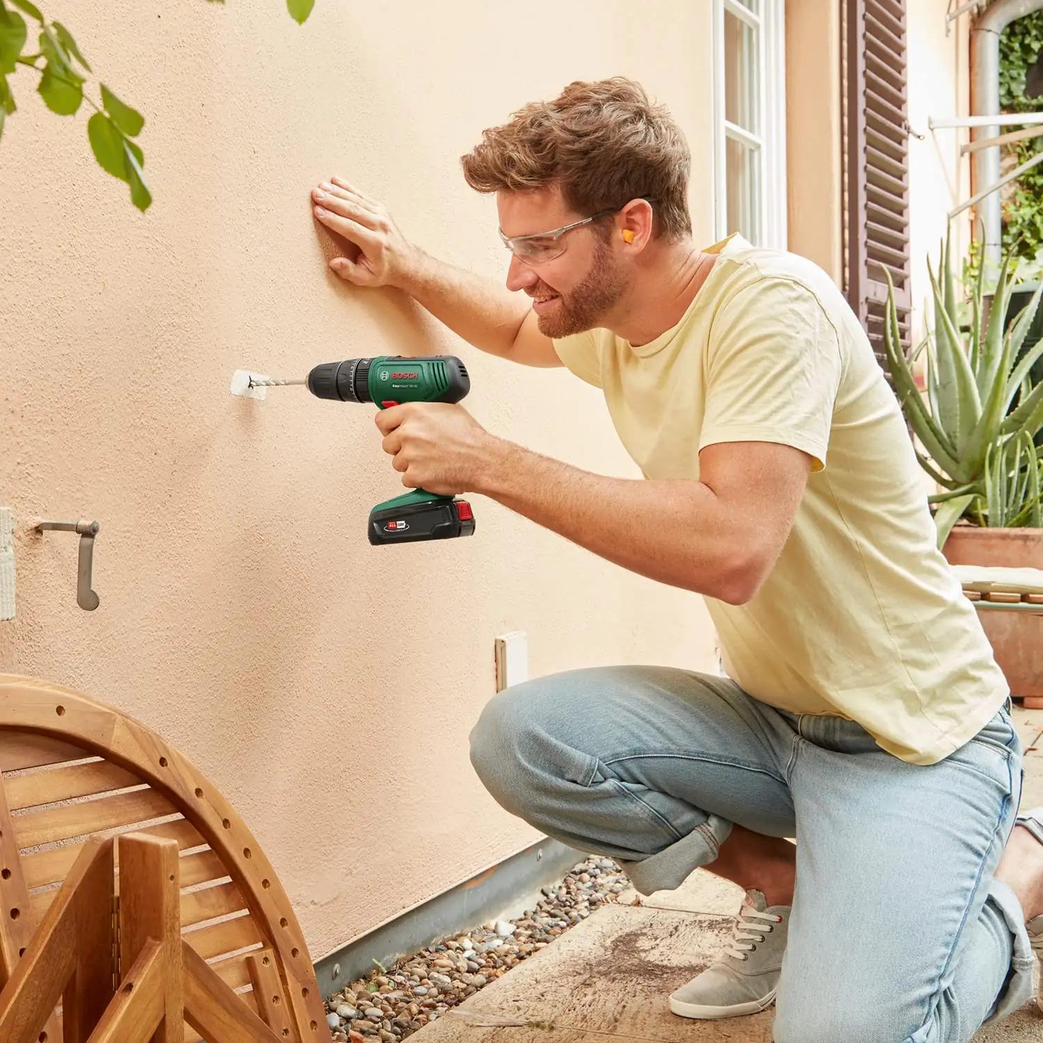 Bosch EasyImpact 18V löök-aku kruvikeeraja — vastupidav tööriist – kasutusnäide