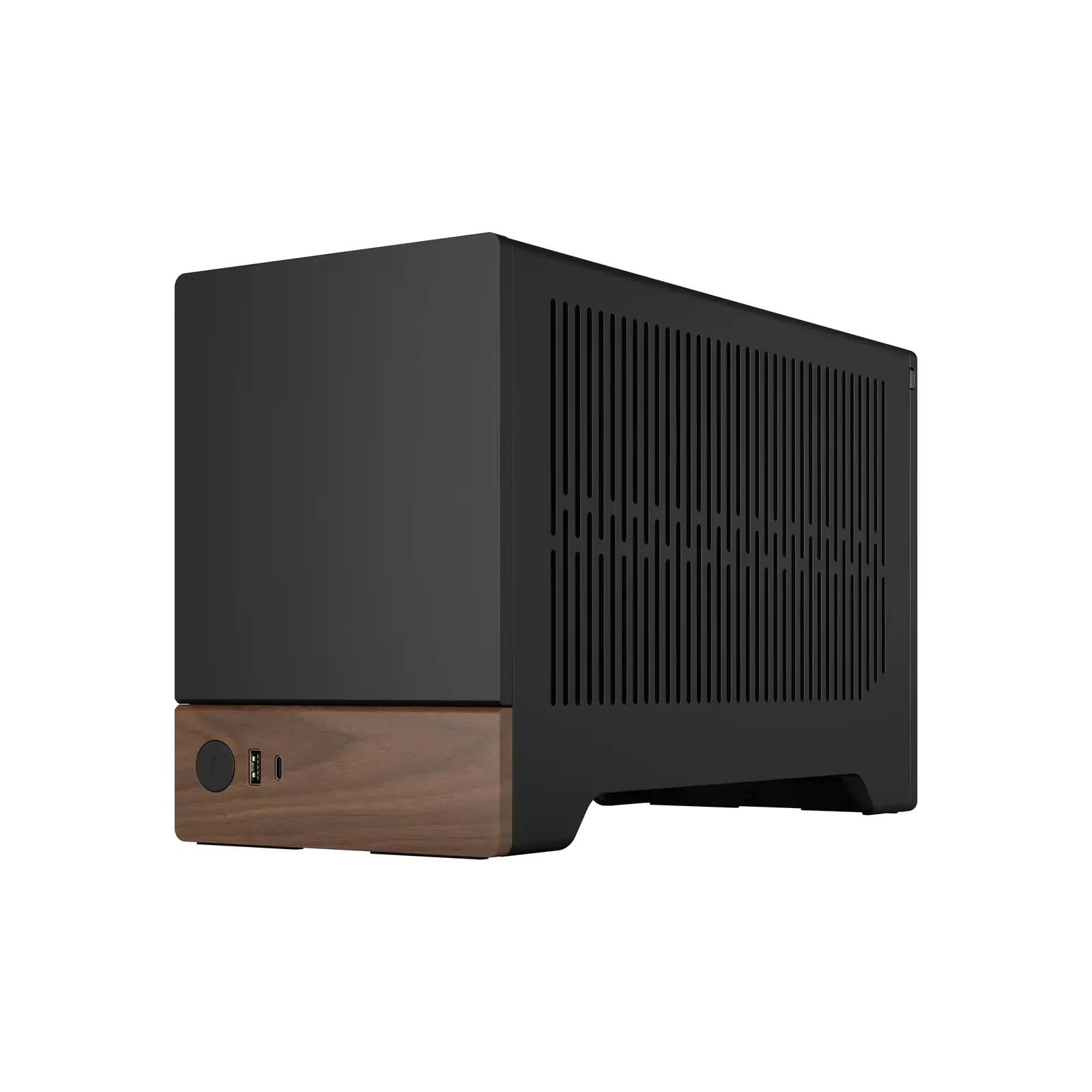 Fractal Design väike mITX korpus puidust eestepaneeliga — – kasutusnäide