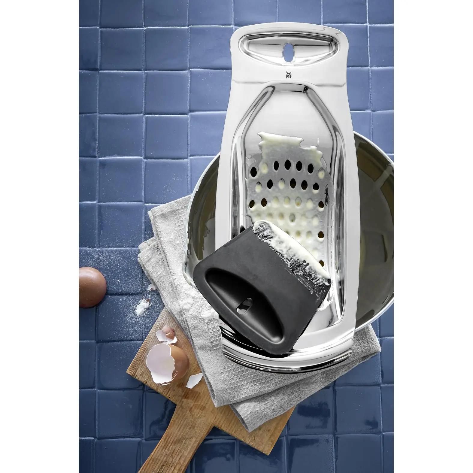WMF roostevaba spätzle-riiv 35 x 14 cm — vastupidav köögivahend – detailne vaade