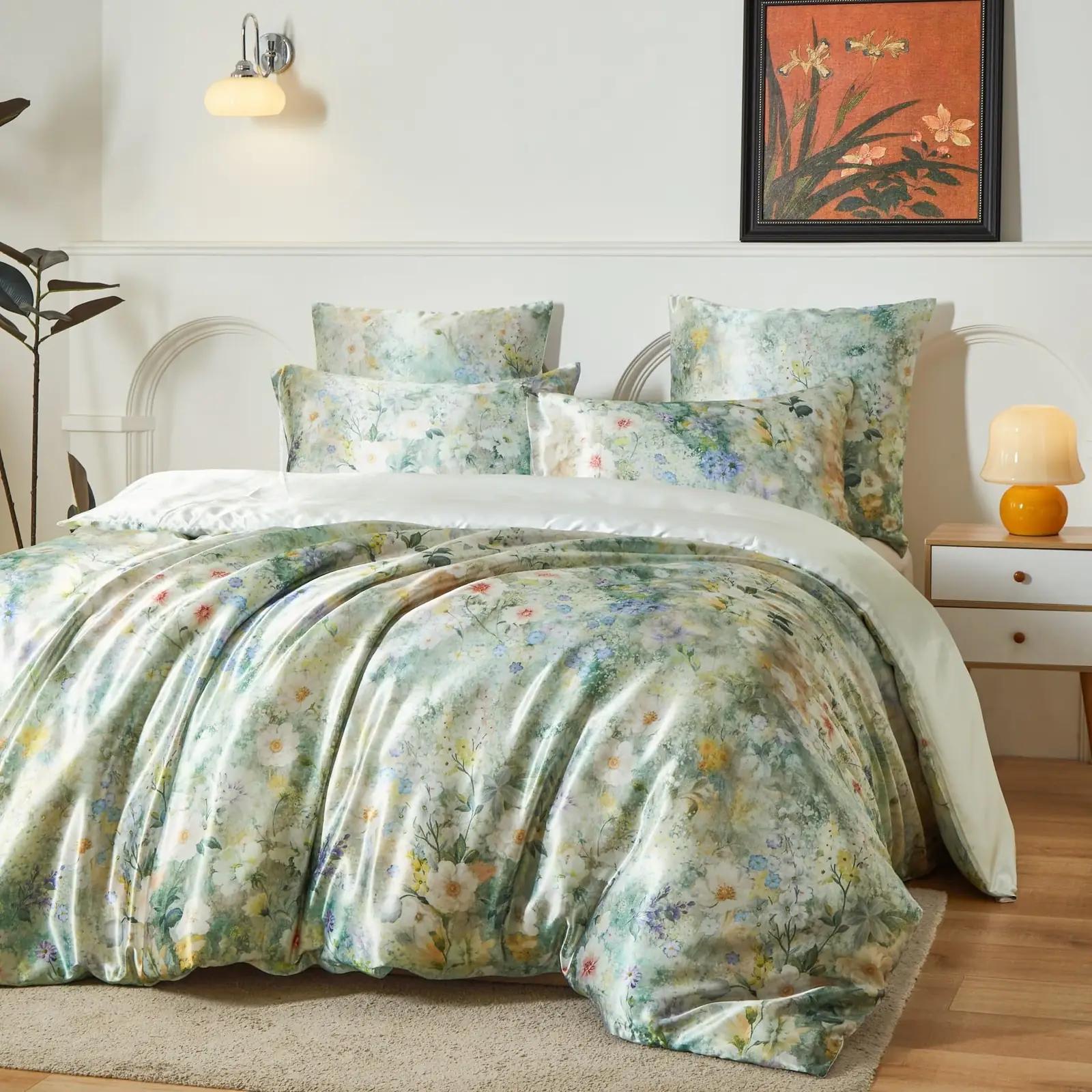 YASMENG siidine satiinvoodipesu – lillemuster, 240×260 cm – detailne vaade
