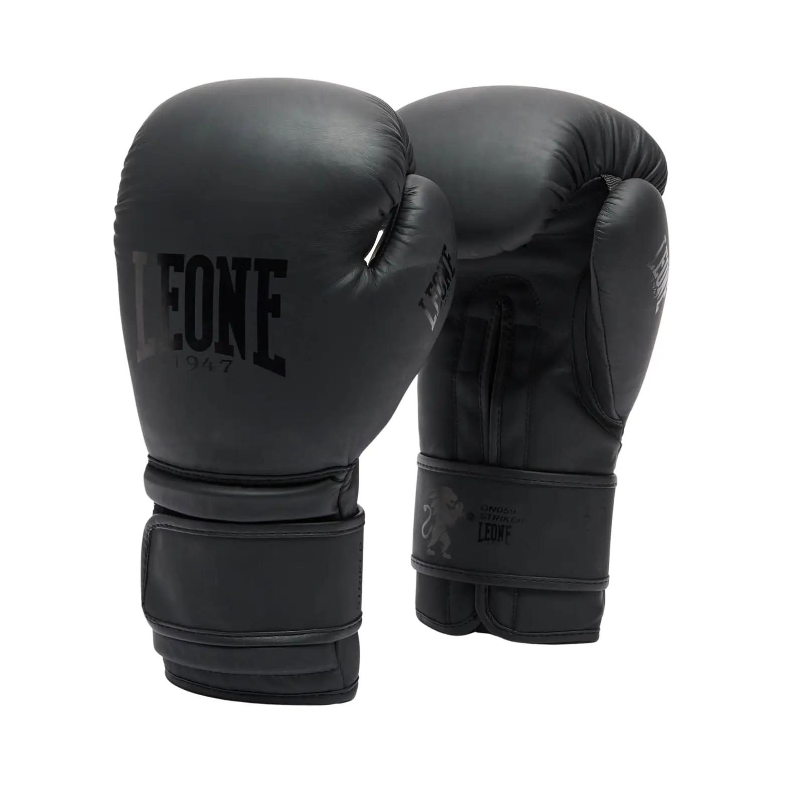 LEONE 1947 mustad sünteetilised poksikindad 14 oz — vastupidavus