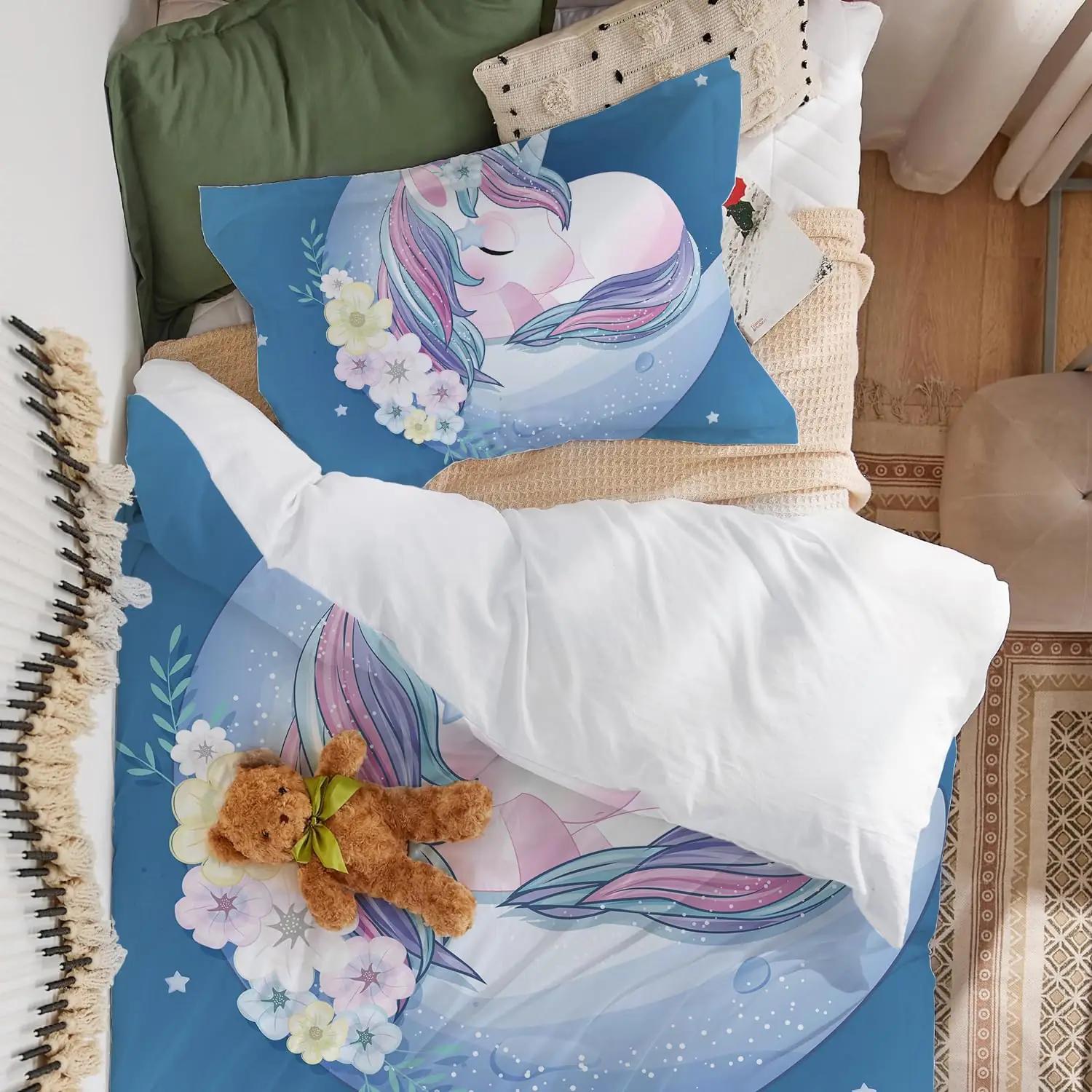 Caregchrisj pehme mikrofibra lastevoodipesu ükssarvikuga 135×200 – detailne vaade