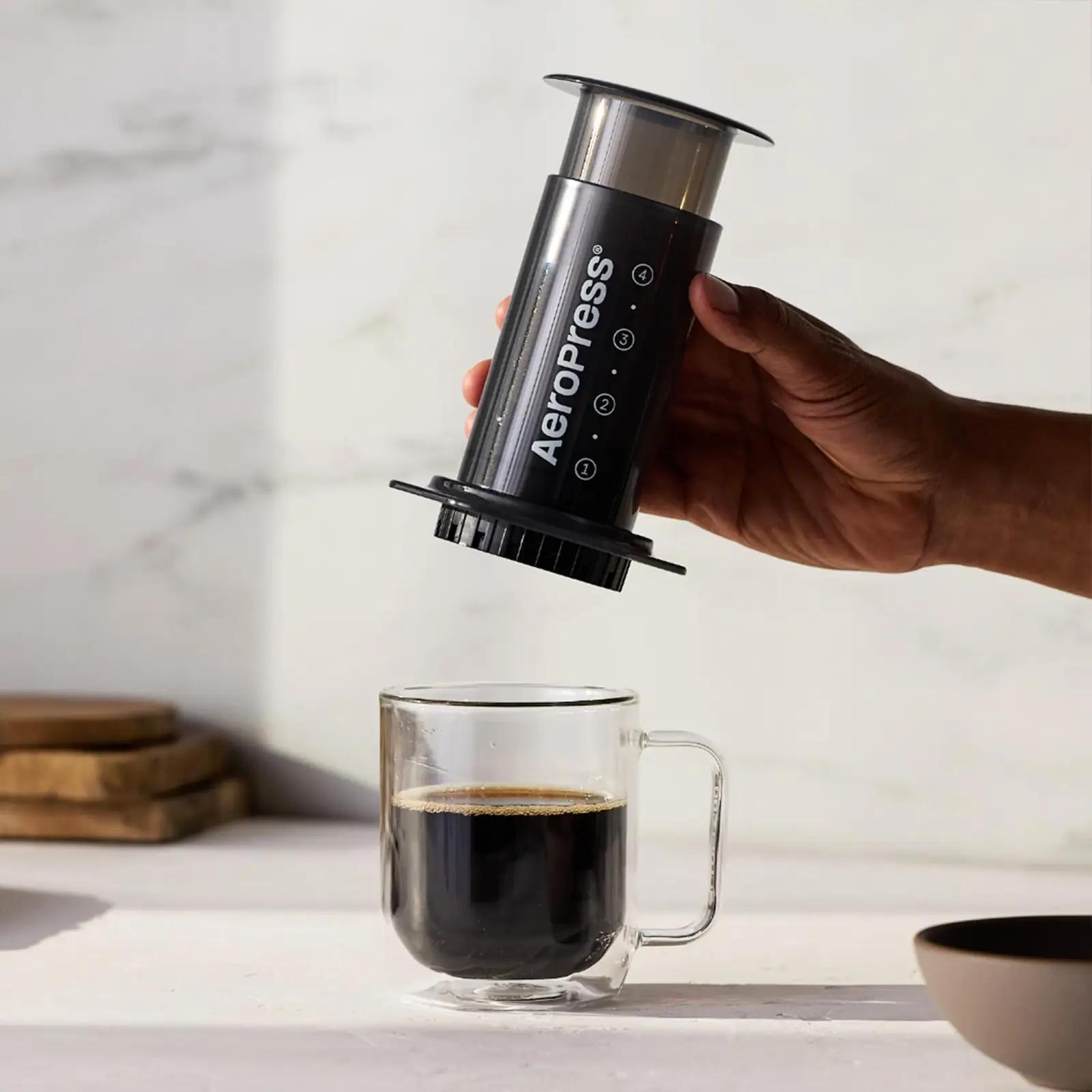 AeroPress kaasaskantav kohvimasin — kiire barista-tulemus – lisavaade