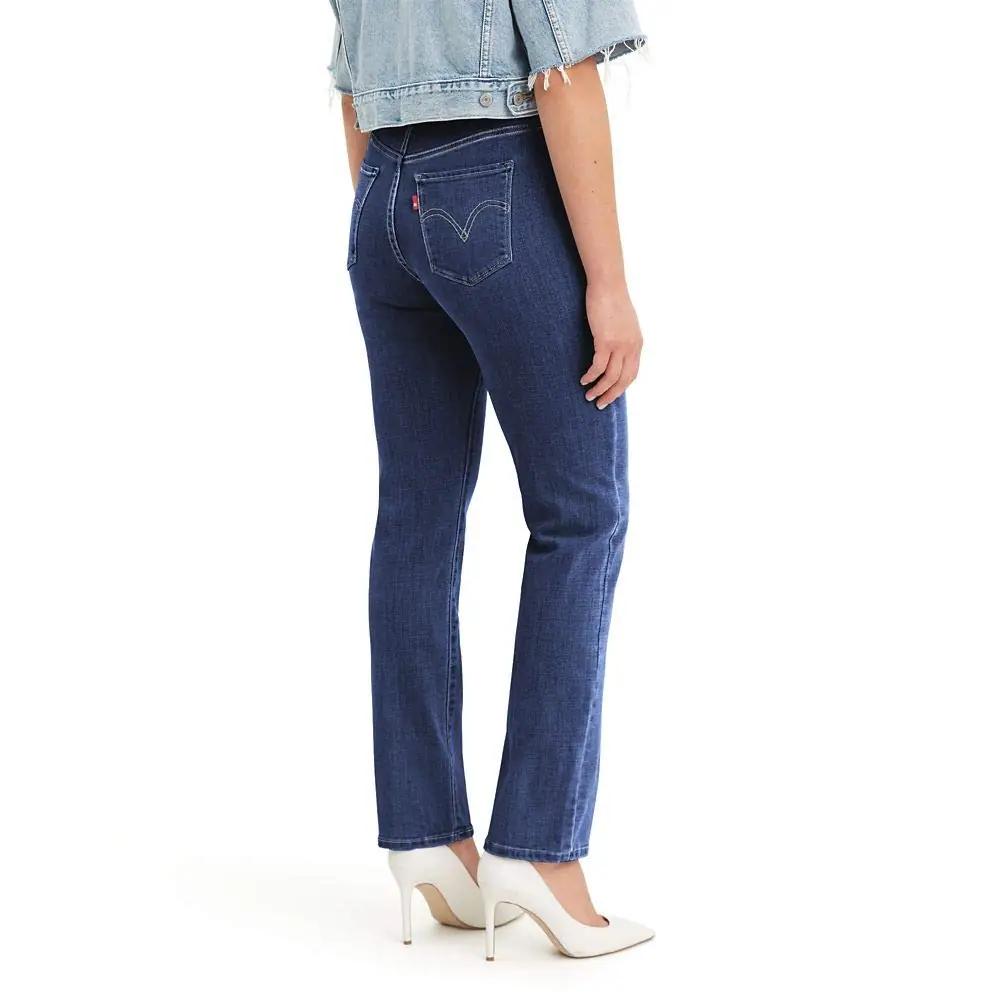 Levi’s klassikalised teksad – mugav cotton straight stiil – pakend ja tarvikud