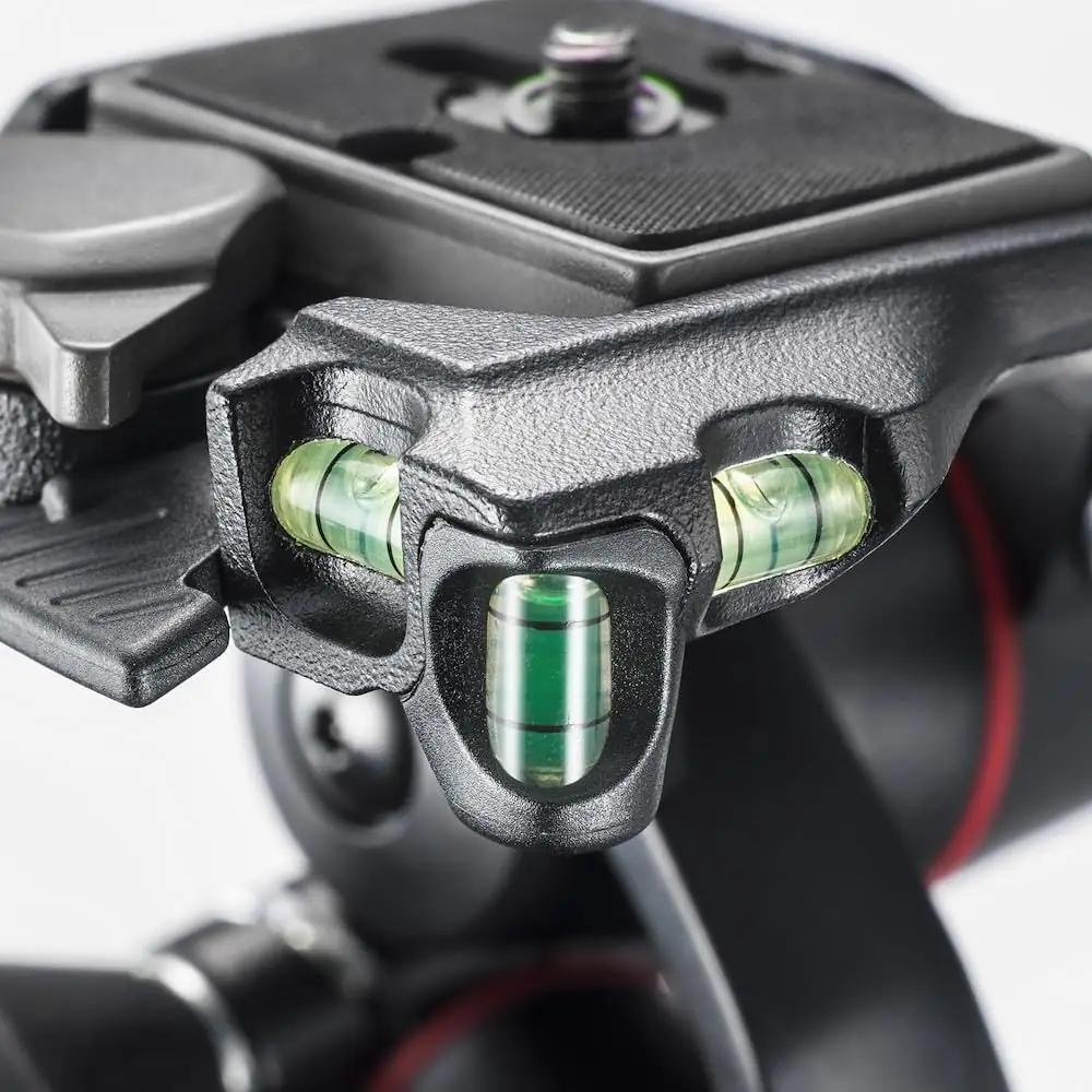 Manfrotto alumiiniumist 3-suunaline peadega statiivipea – lisavaade
