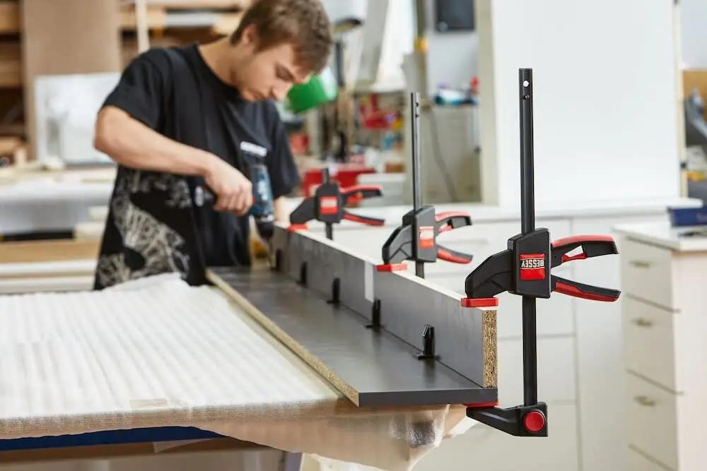 BESSEY metallist ühekäeline pingikomplekt – lisavaade