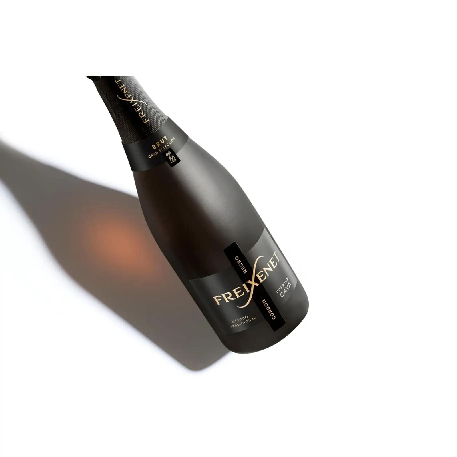 Freixenet elegantne Cordon Negro Brut – pidulik cava 6 x 0,75 l – pakend ja tarvikud