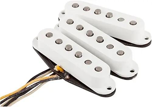 Fender Custom Shop kroomitud set – päris Strat heli ja kingiidee – detailne vaade