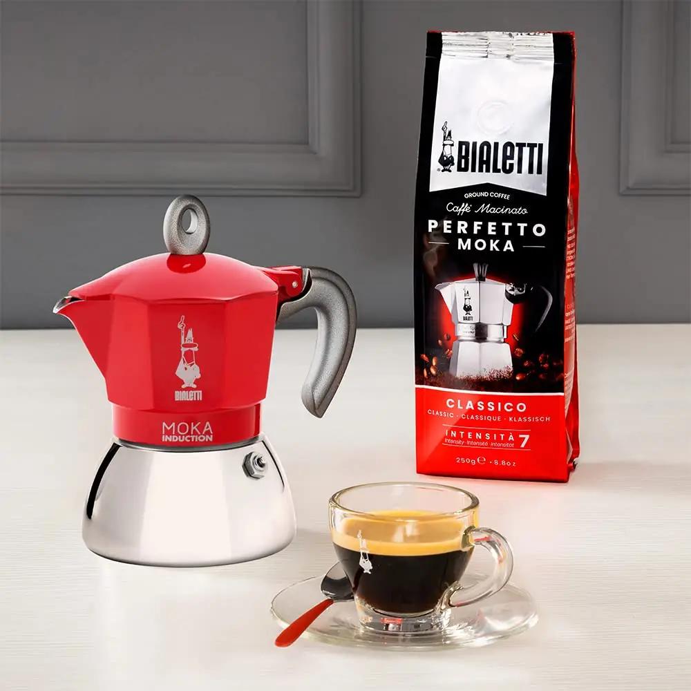 Bialetti punane Moka Induction — vastupidav alumiiniumkann – kasutusnäide