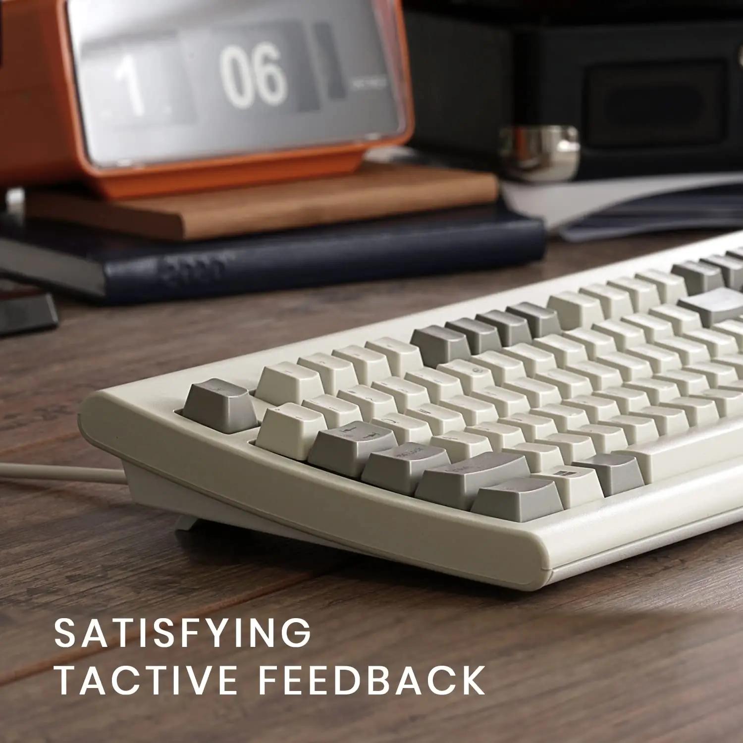 Perixx retro-klaviatuur – ergonoomiline beez USB kingitus – kasutusnäide