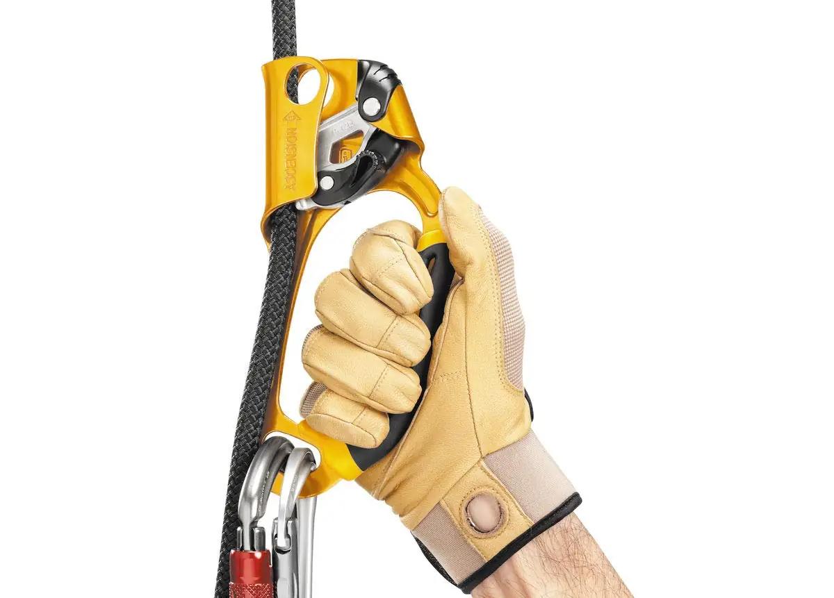 PETZL kerge alumiiniumist ronimisklamber – Ascension – pakend ja tarvikud