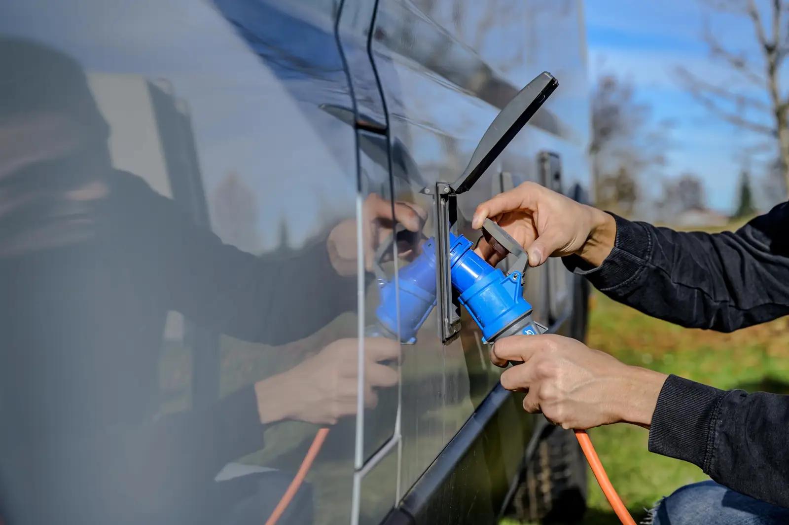 Brennenstuhl vastupidav väliskaabel 10 m — turvaline – lisavaade