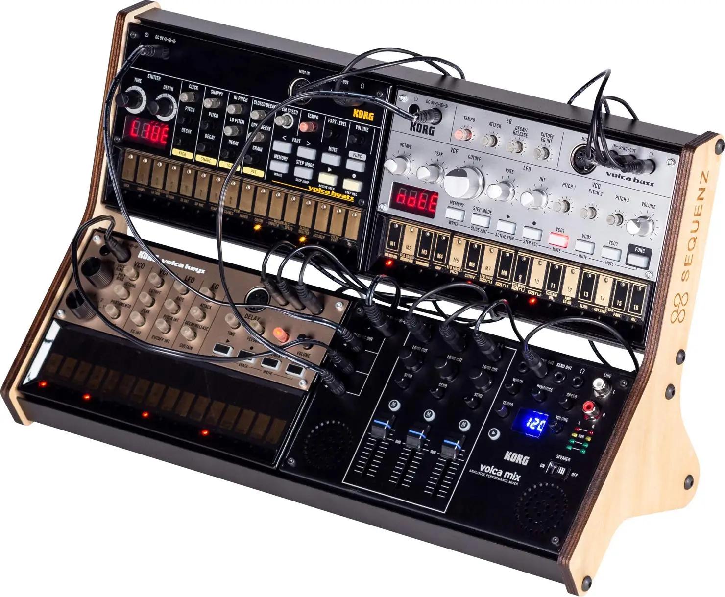 Sequenz alumiiniumist Volca-rack – kompaktne 2×2 lahendus – kasutusnäide
