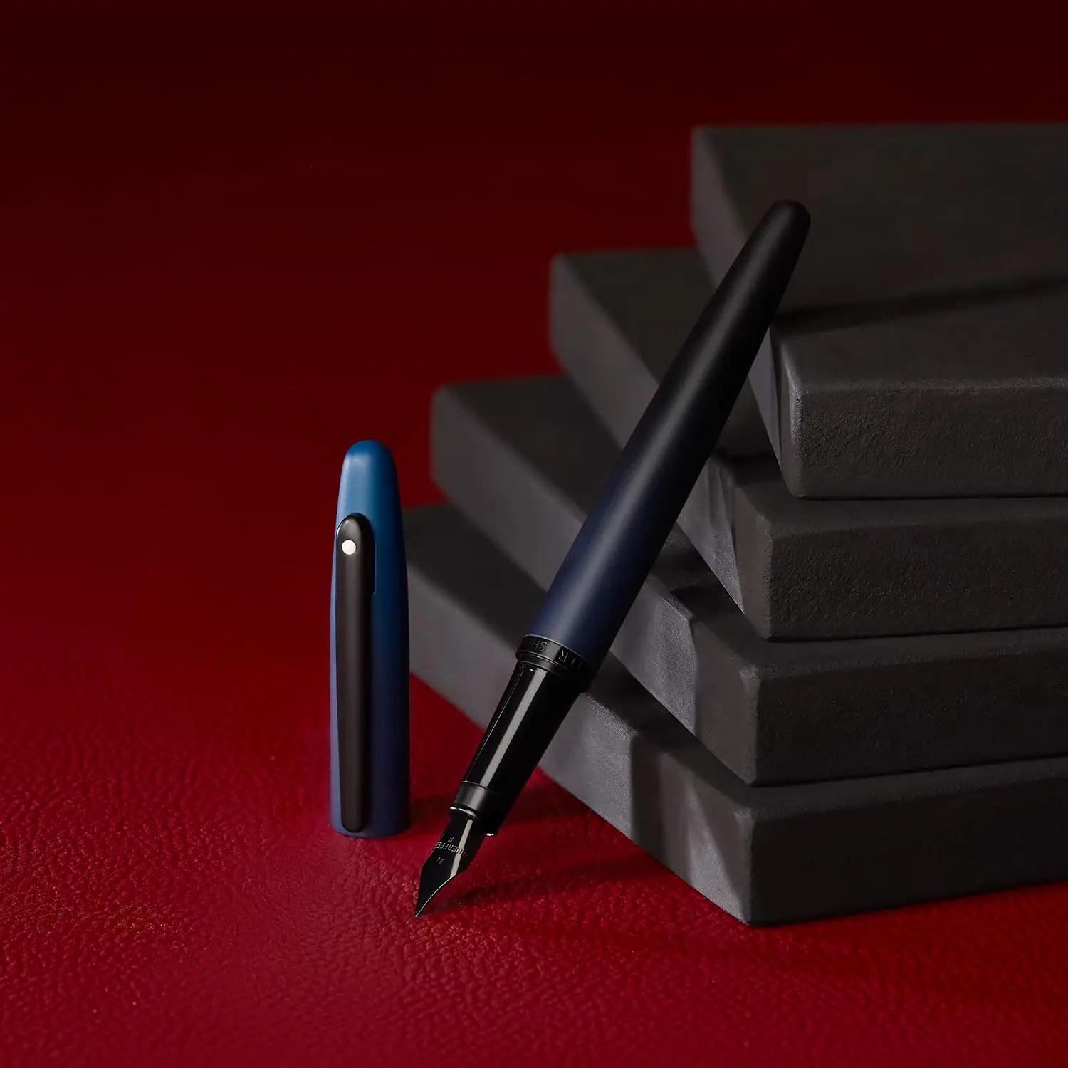 Sheaffer elegantne sinine sulepea — messingist kingitus – detailne vaade