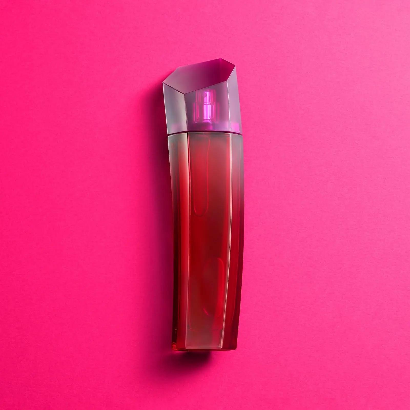 Escada naiselik ja püsiv parfüüm 75 ml — Magnetism – pilt 8