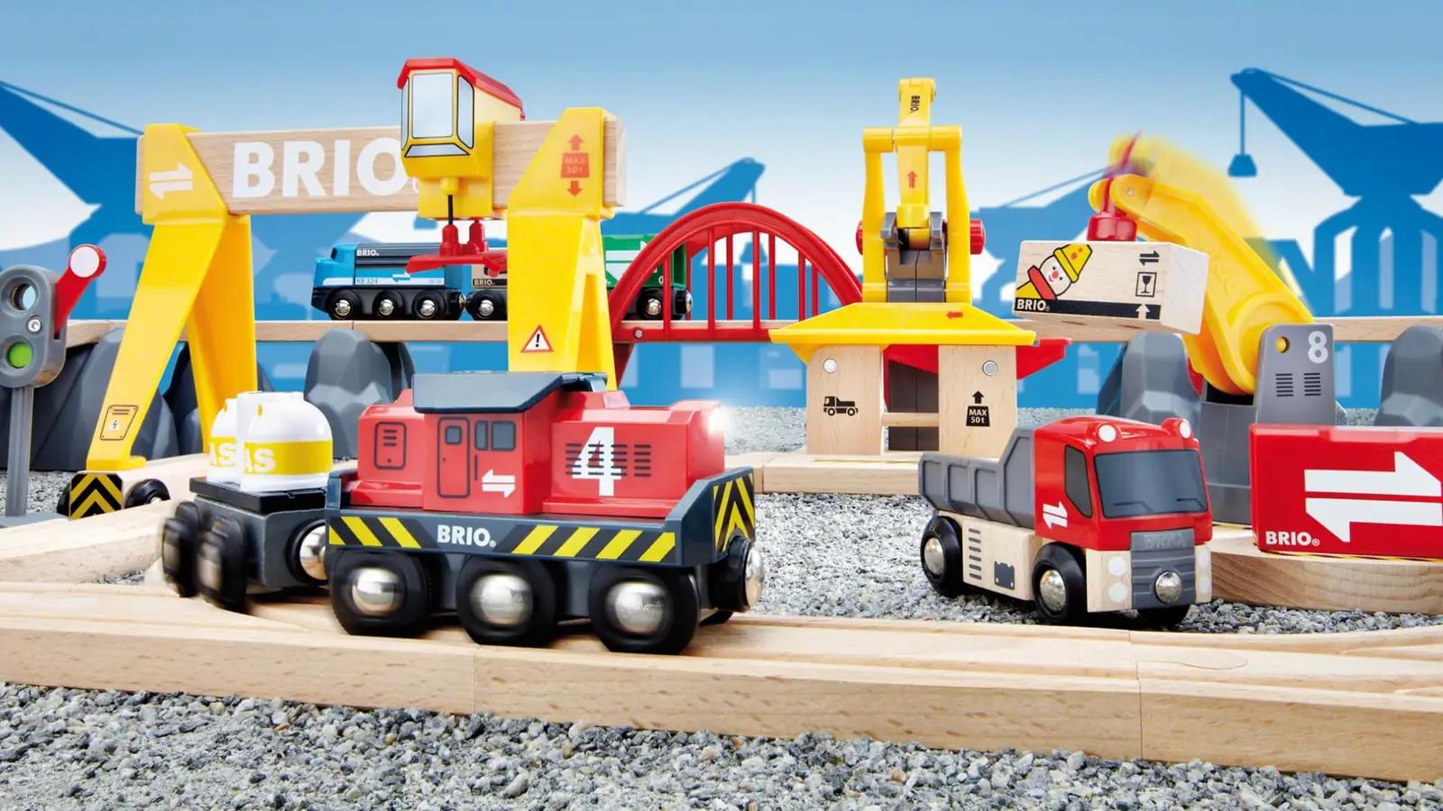 BRIO puidust veosüsteem Deluxe – mänguline ja vastupidav komplekt – pakend ja tarvikud