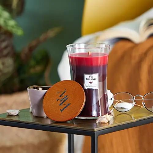WoodWick lõhnaküünal Sanduhr-klaasis – pika põlemisajaga elegants – lisavaade