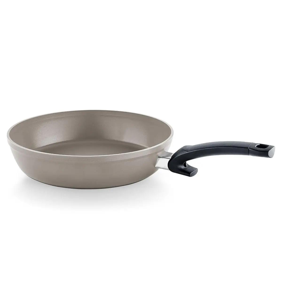 Fissler kvaliteetne alumiiniumist praepann 24 cm — keramikkate