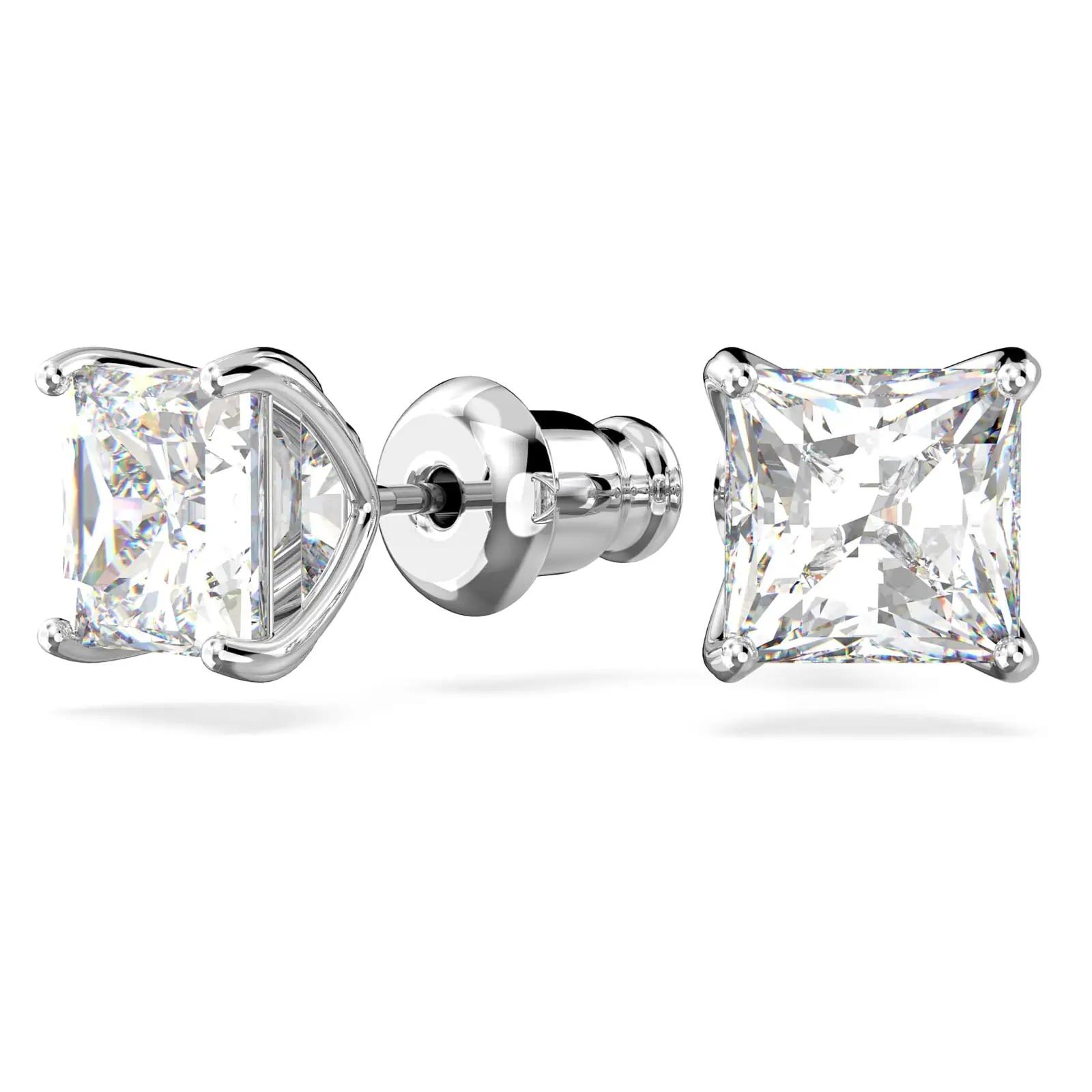 Swarovski säravad rübastatud kõrvarõngad — klassikaline kink – detailne vaade