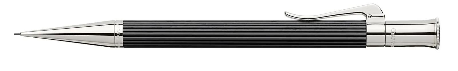 Graf von Faber-Castell 135531 täitepliiatsid – detailne lähivaade