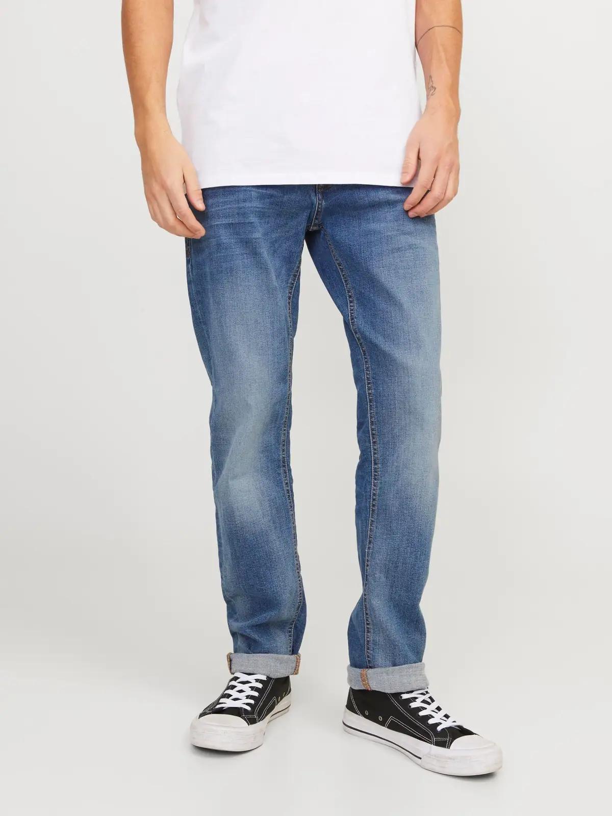 JACK & JONES sinine denim püksid — Slim Fit mugavus – kasutusnäide