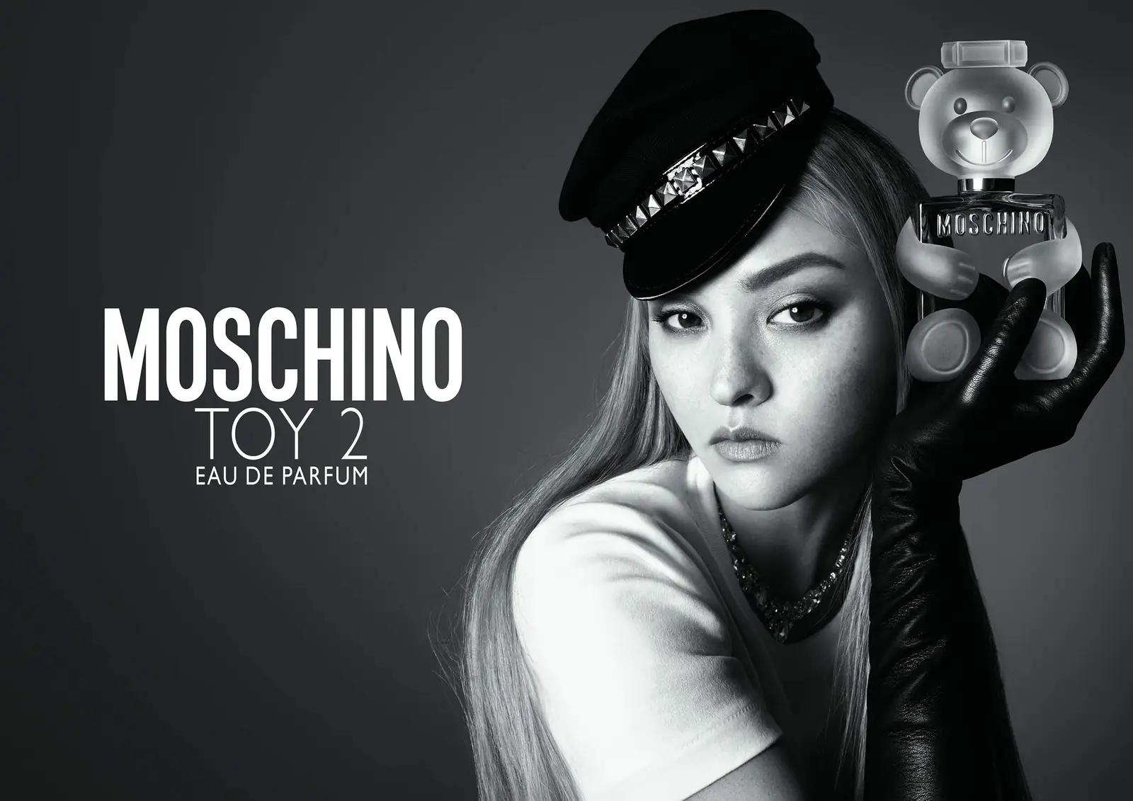 Moschino lõhnaklassika 100 ml — mänguline Eau de Parfum naistele – pakend ja tarvikud