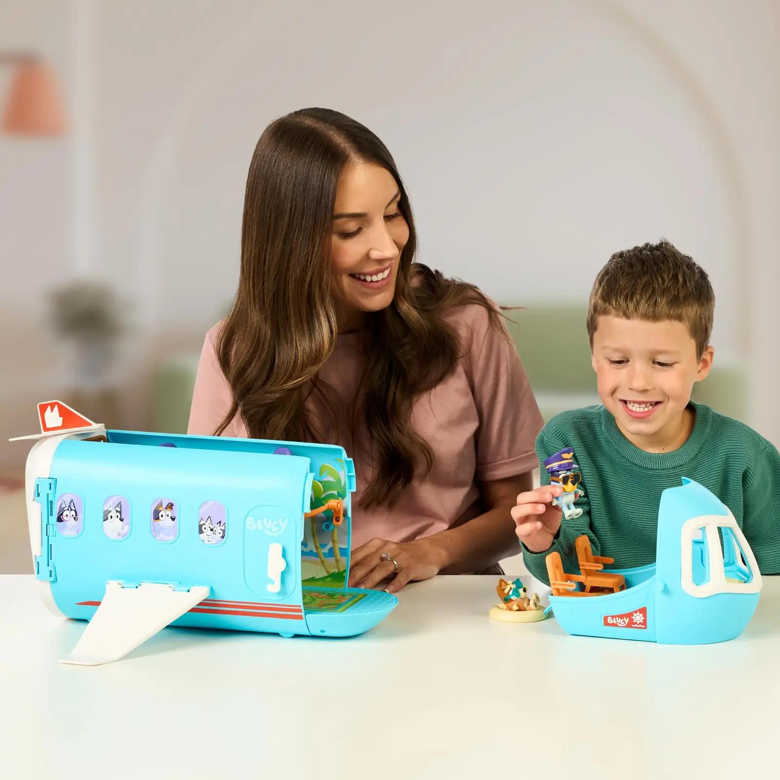 BlueY mitmefunktsionaalne mänguauto – lennukid – kasutusnäide