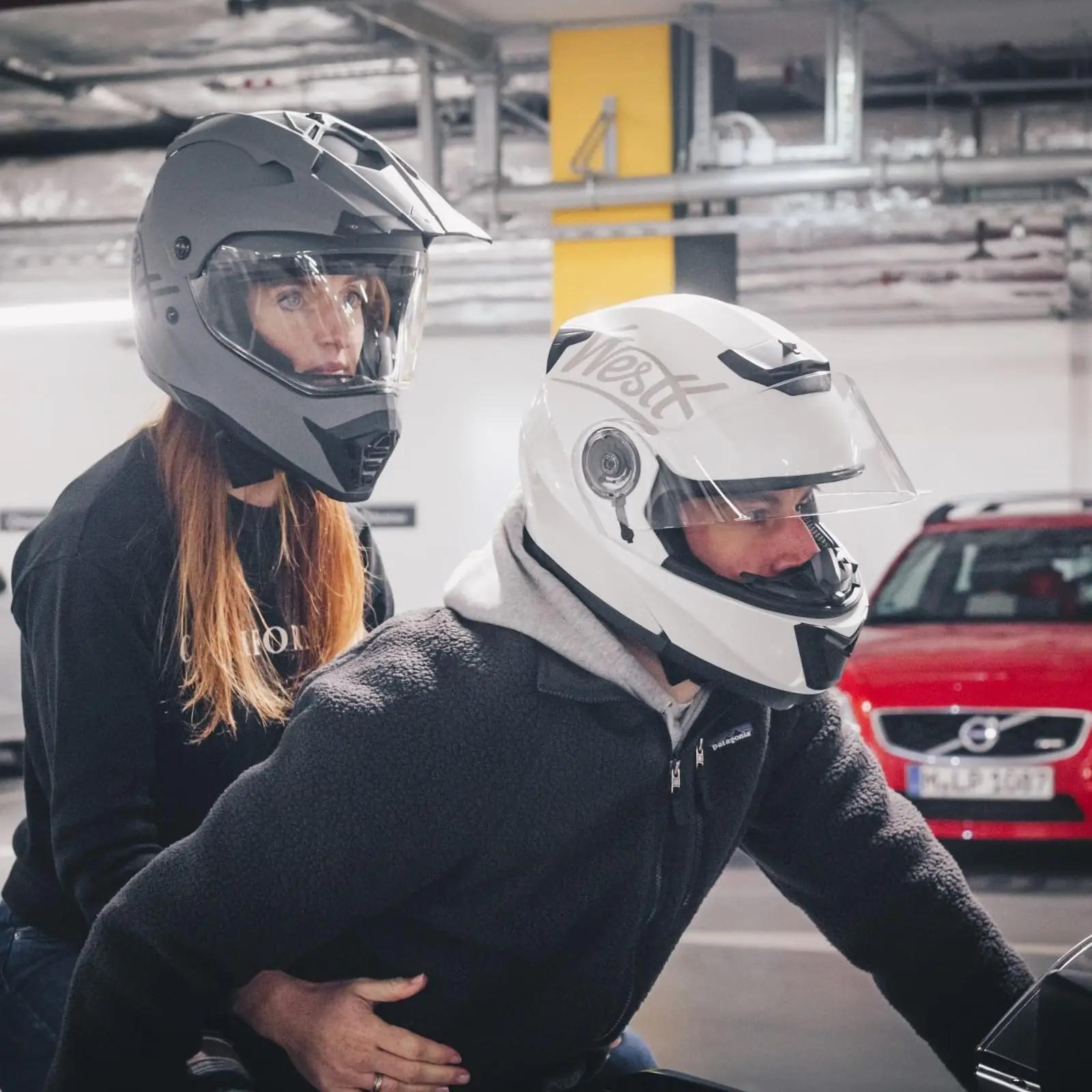 Westt matt must ABS-materjalist motokross kiiver – pilt 6