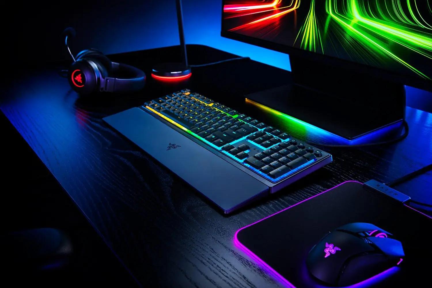 Razer stiilne mänguriketastik pehme käetoe ja RGB-iga – pilt 6