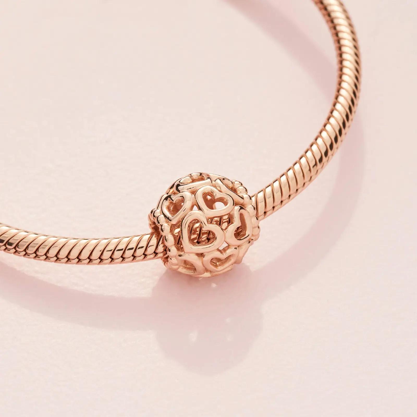 PANDORA roosa ripats charm – südamekujuline kingiidee 780964 – lisavaade